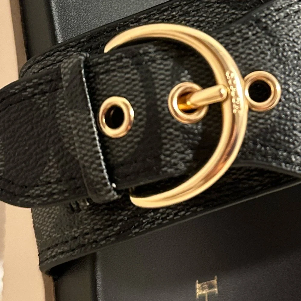 COACH Gwen Signature Black Golden Buckle Leather Strap Sandals 8B US / 38.5 EU - Picture 8 of 16
